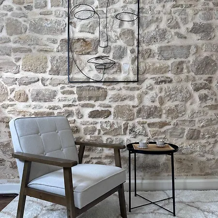 Daire Stylish In Le Marais Paris